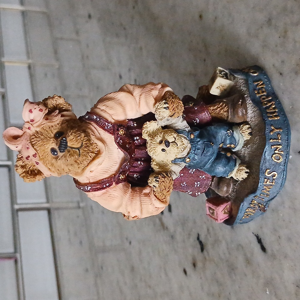 Boyds Bears & Friends Style #227768 Momma with Taylor...First Steps